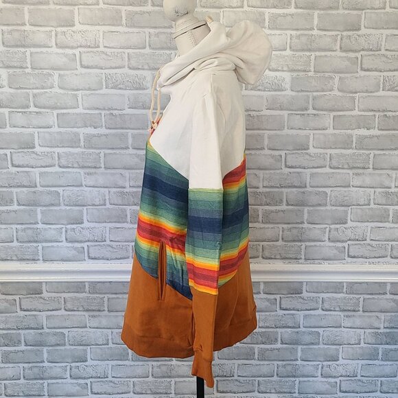 Ampersand Ave Single Hood Sweatshirt All Eyes On Hue Southwest NEW 3XL runs smal - Picture 3 of 8